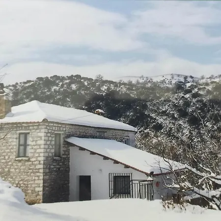 Charlami'S Mansion Villa Polydroso Exterior photo